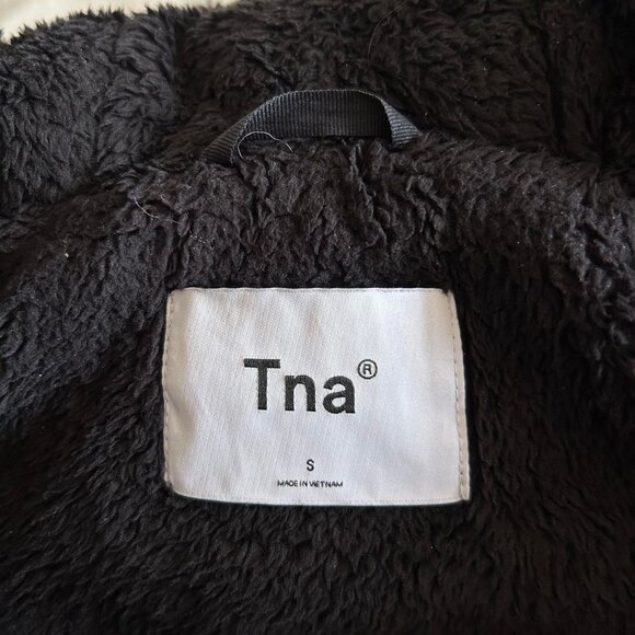 Aritzia TNA Black Down Puffer Jacket | Small - Picture 5 of 14